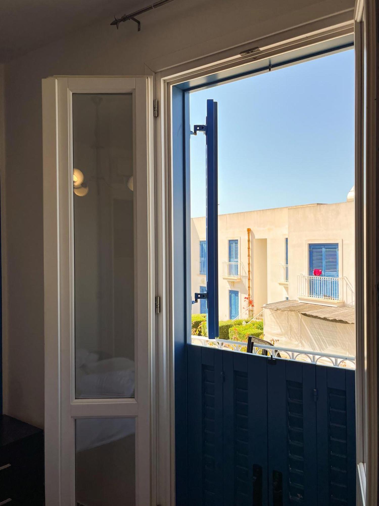 Orsola Apartments Favignana Habitación foto